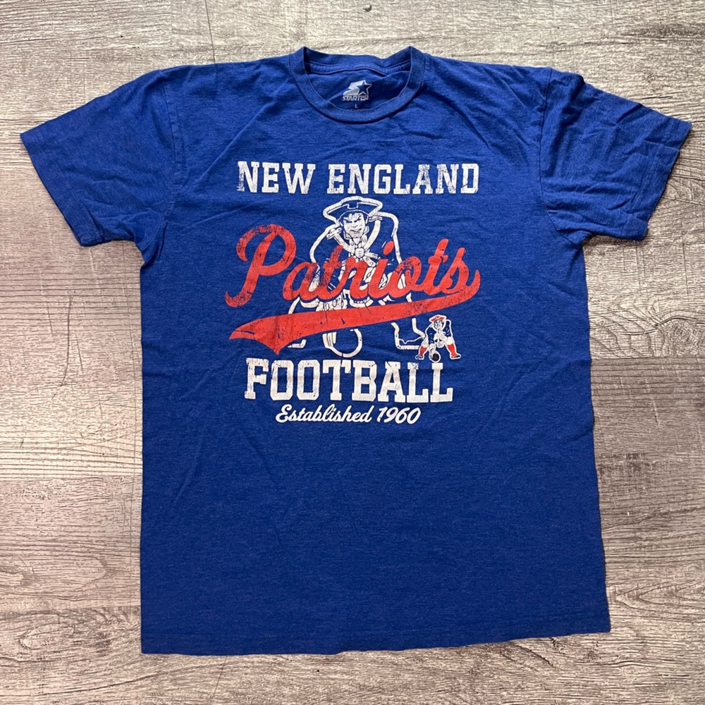 STARTER Patriots Blue Graphic Tee